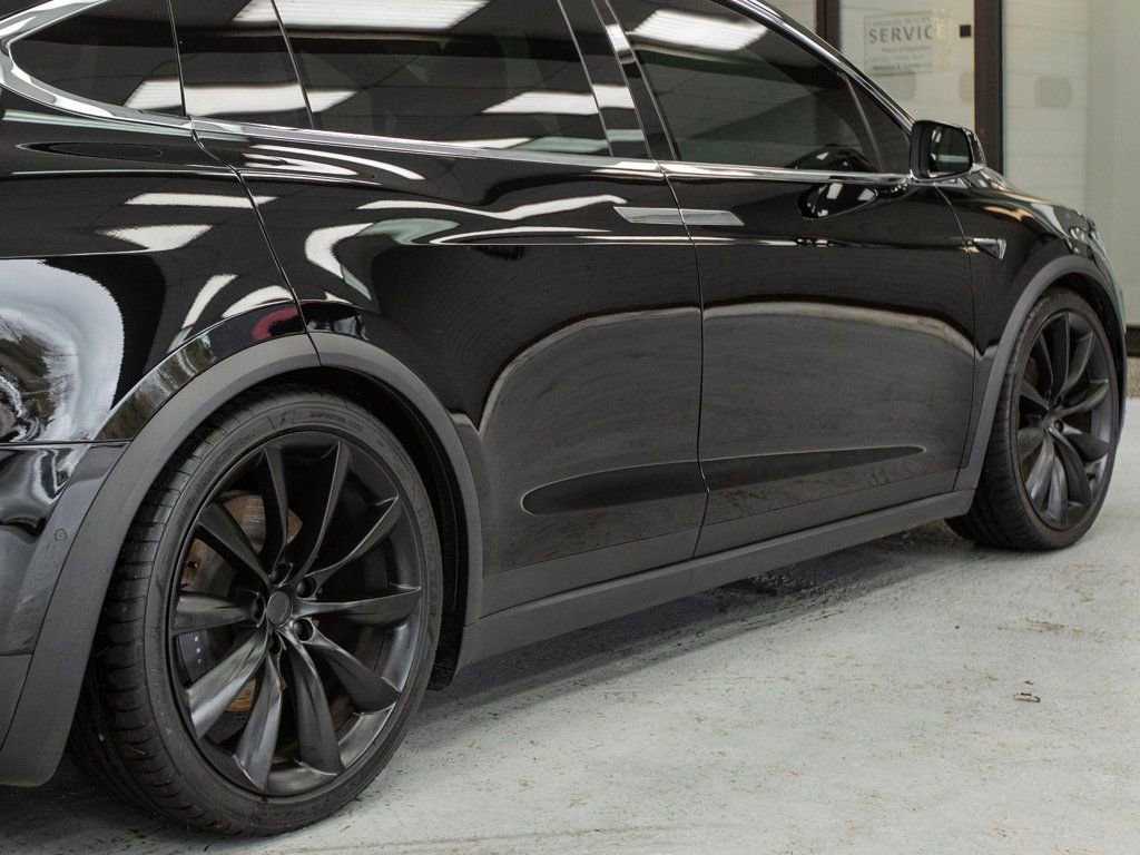 Used 2020 Tesla Model X Long Range AWD image 32