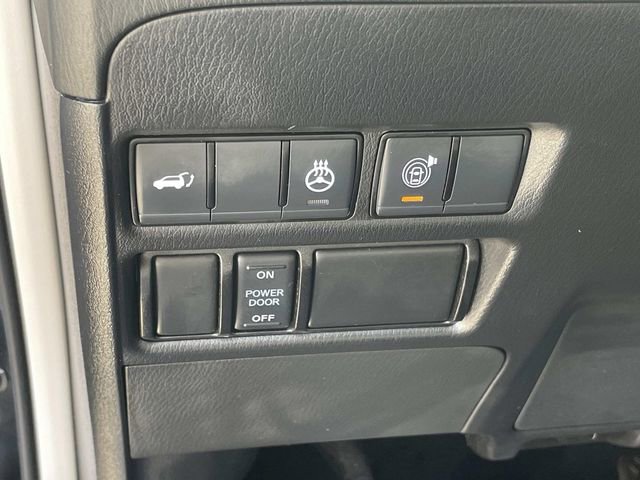 Used 2024 Nissan Armada SL image 18