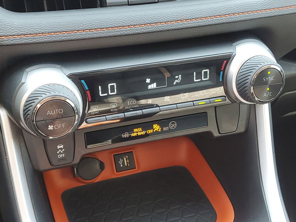 Used 2024 Toyota RAV4 Adventure image 22