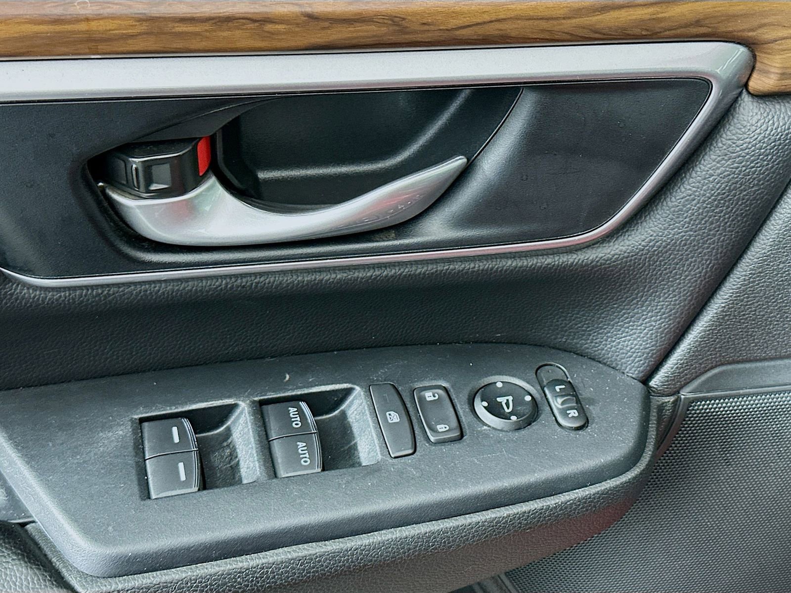 Used 2022 Honda CR-V EX image 18