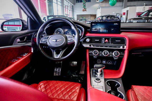 Used 2022 Genesis G70 3.3T Launch Edition image 30