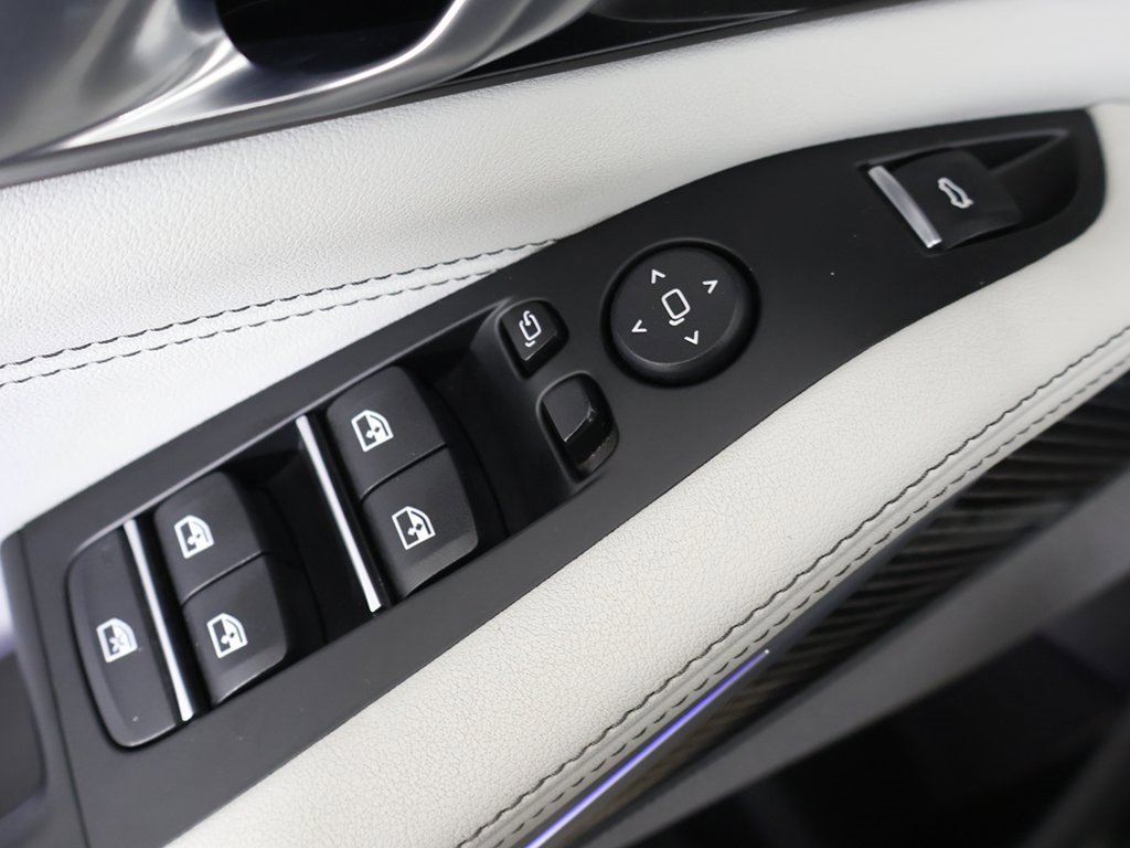 Used 2024 BMW X5 M60i image 46