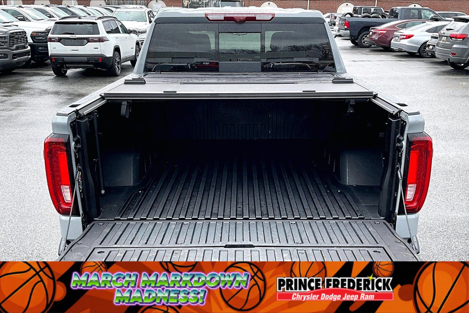 Used 2025 GMC Sierra 1500 Denali Ultimate image 30