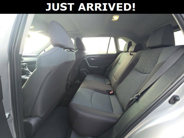 Used 2025 Toyota RAV4 XLE w/ Convenience Package image 8