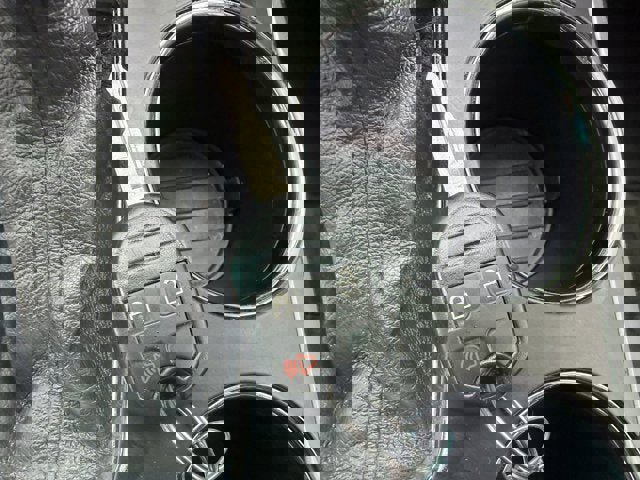 Used 2013 Ford Explorer XLT image 22