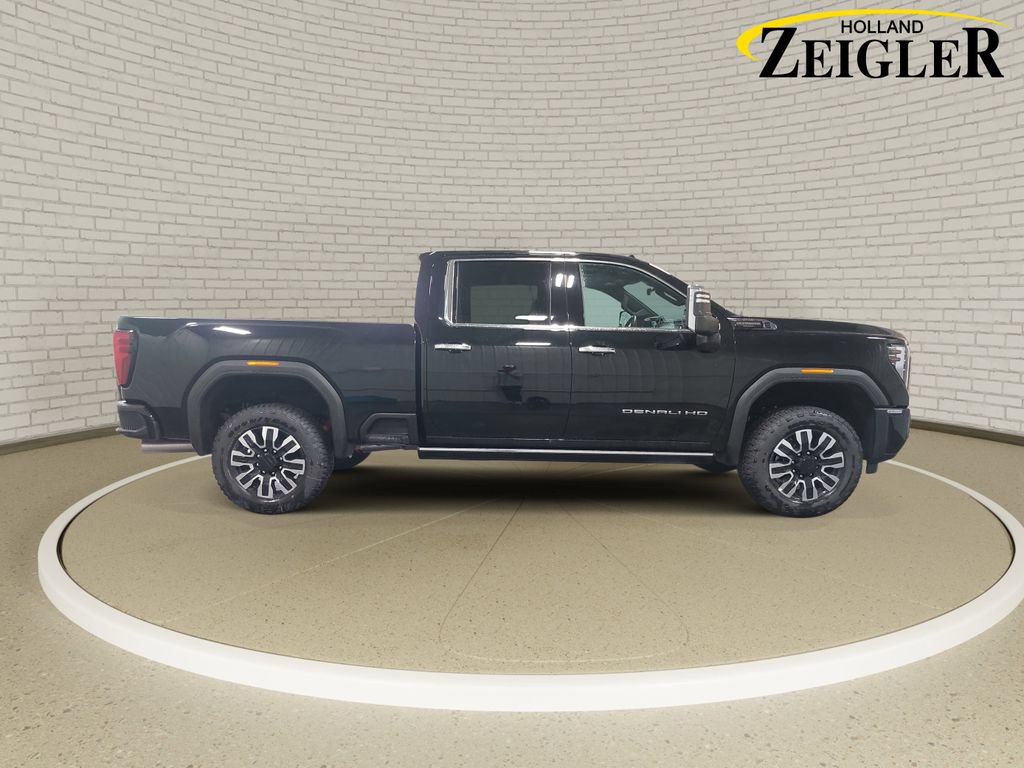 New 2026 GMC Sierra 3500 Denali Ultimate AWD/4WD image 4
