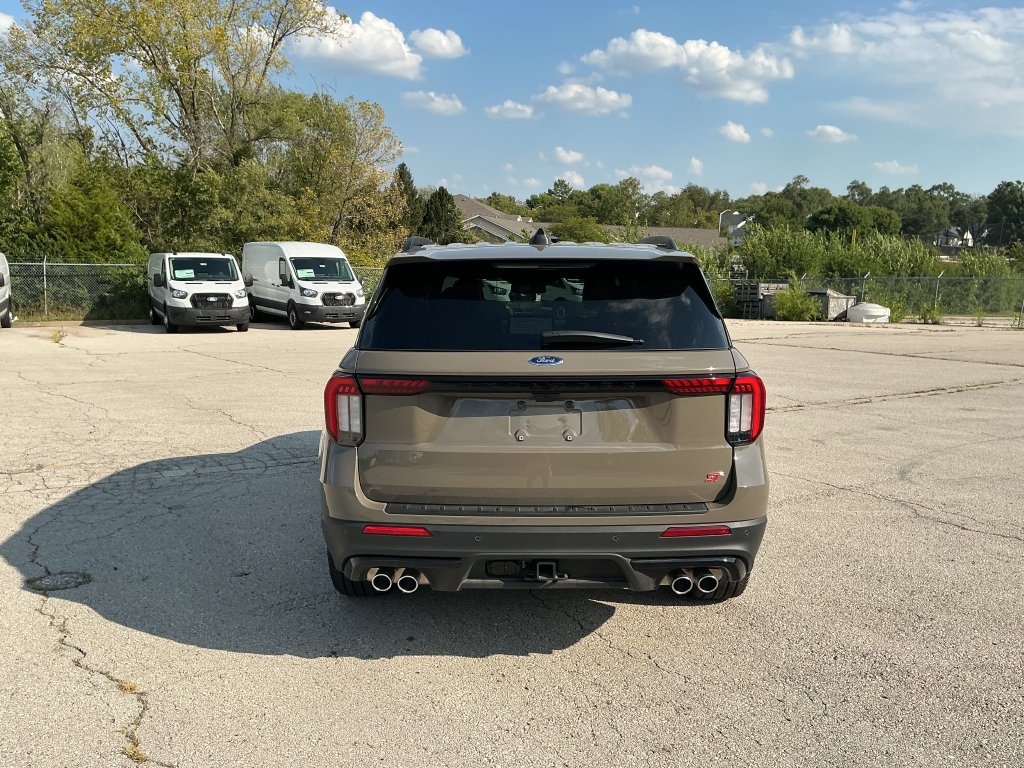 New 2026 Ford Explorer ST w/ Sun And Sound Package AWD/4WD image 4