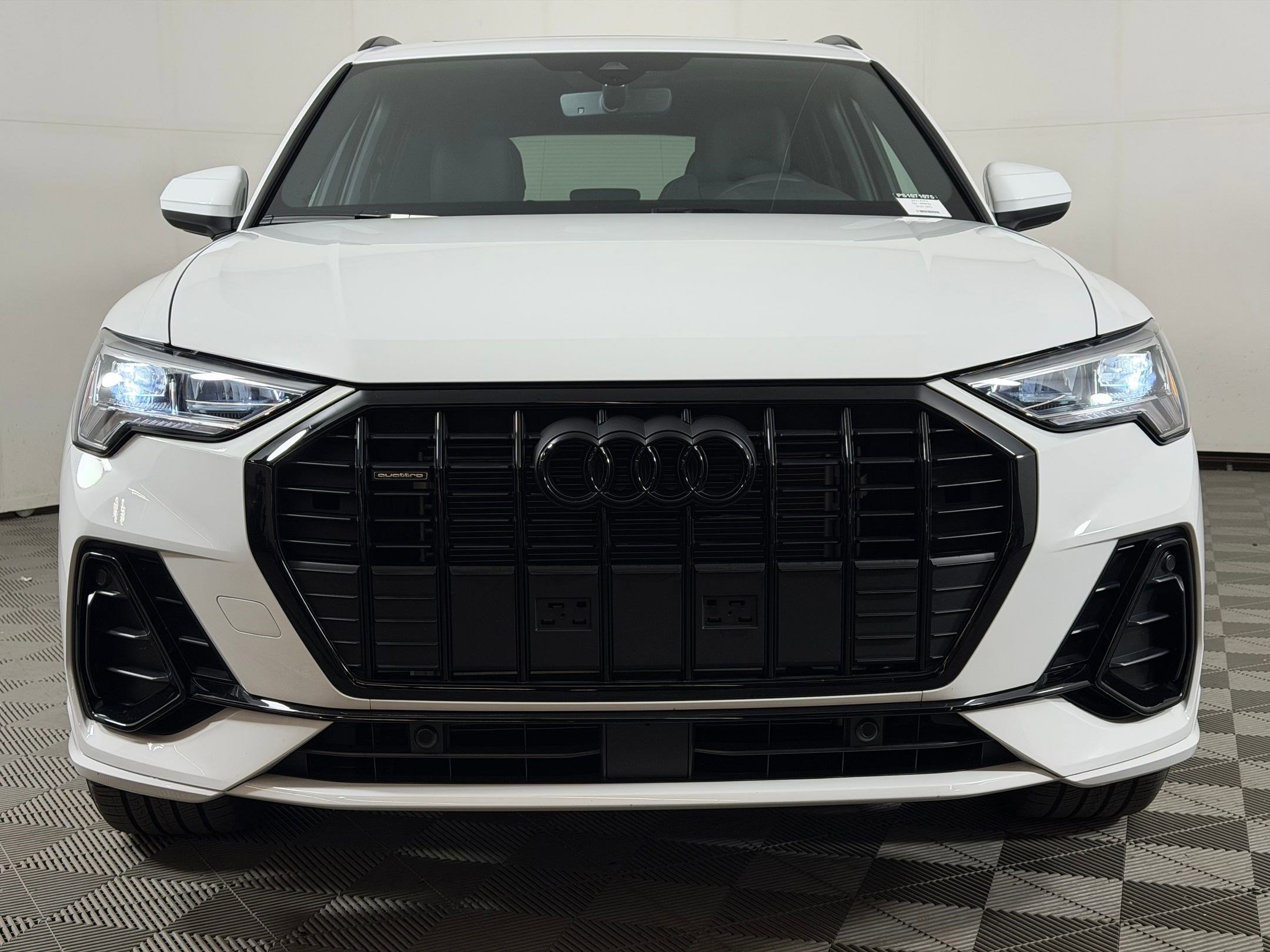 Certified 2025 Audi Q3 2.0T Premium w/ Convenience Package AWD/4WD image 6