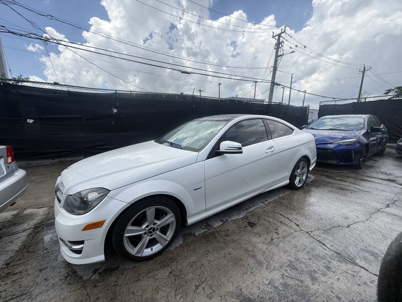 Used 2012 Mercedes-Benz C 250 Coupe image 3