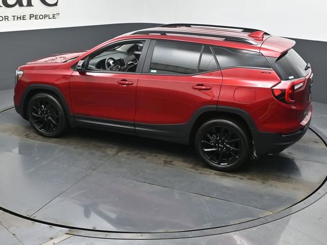 Used 2023 GMC Terrain SLE w/ Driver Convenience Package image 41
