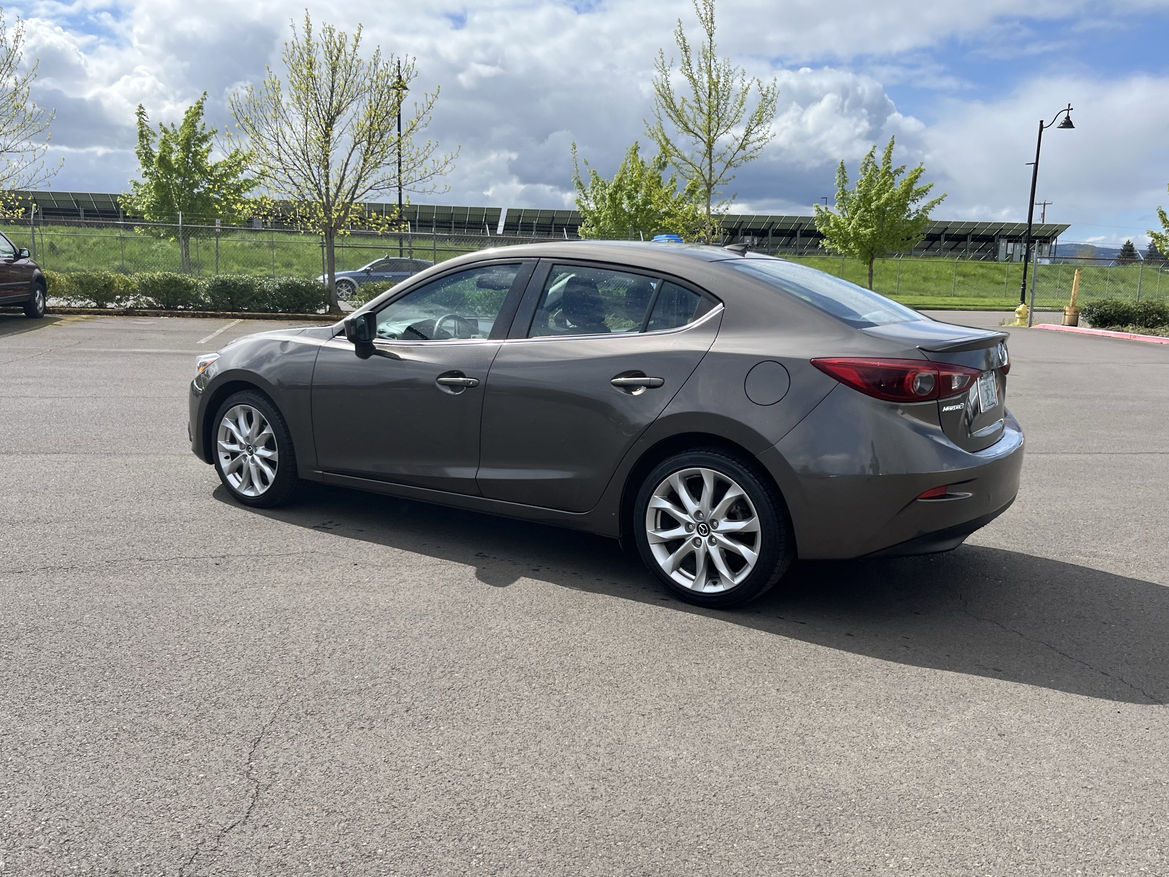 Used 2014 MAZDA MAZDA3 s Grand Touring image 3