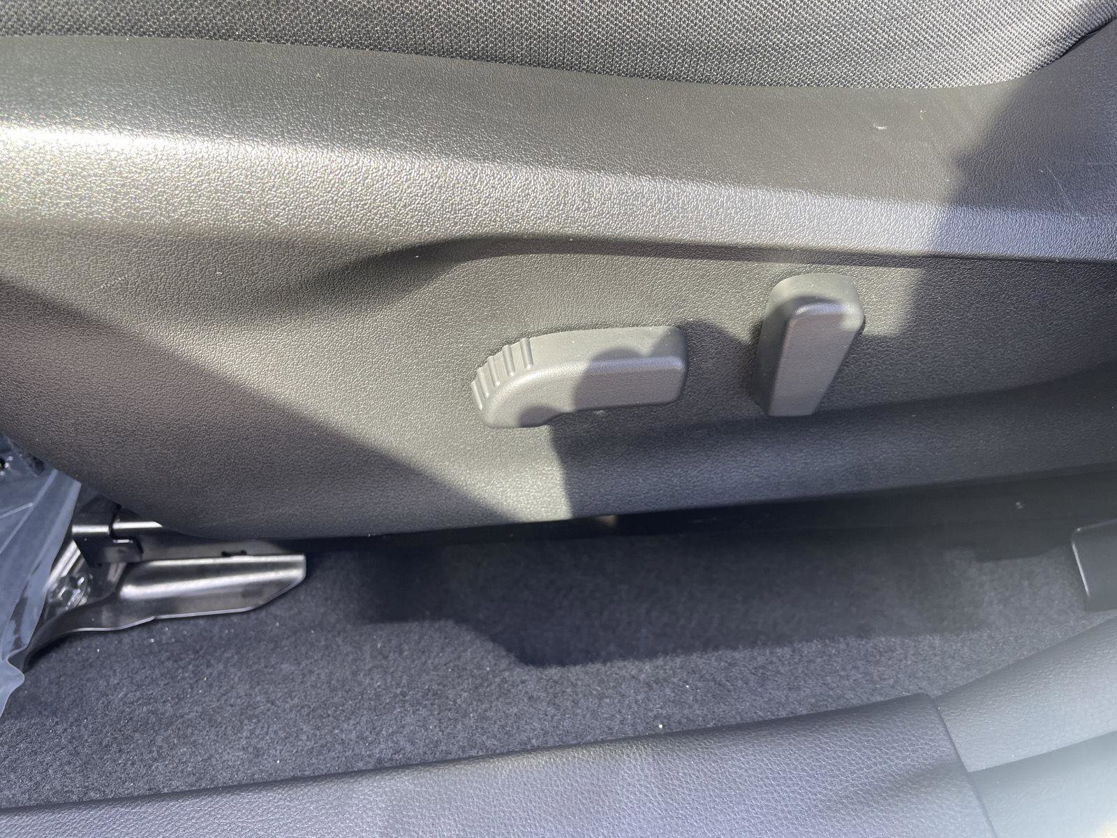 Certified 2023 Subaru Crosstrek 2.0i Premium image 10