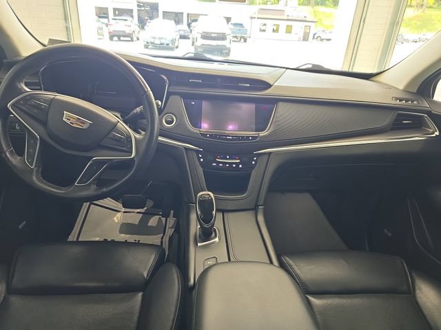 Used 2017 Cadillac XT5 Premium Luxury AWD/4WD image 11