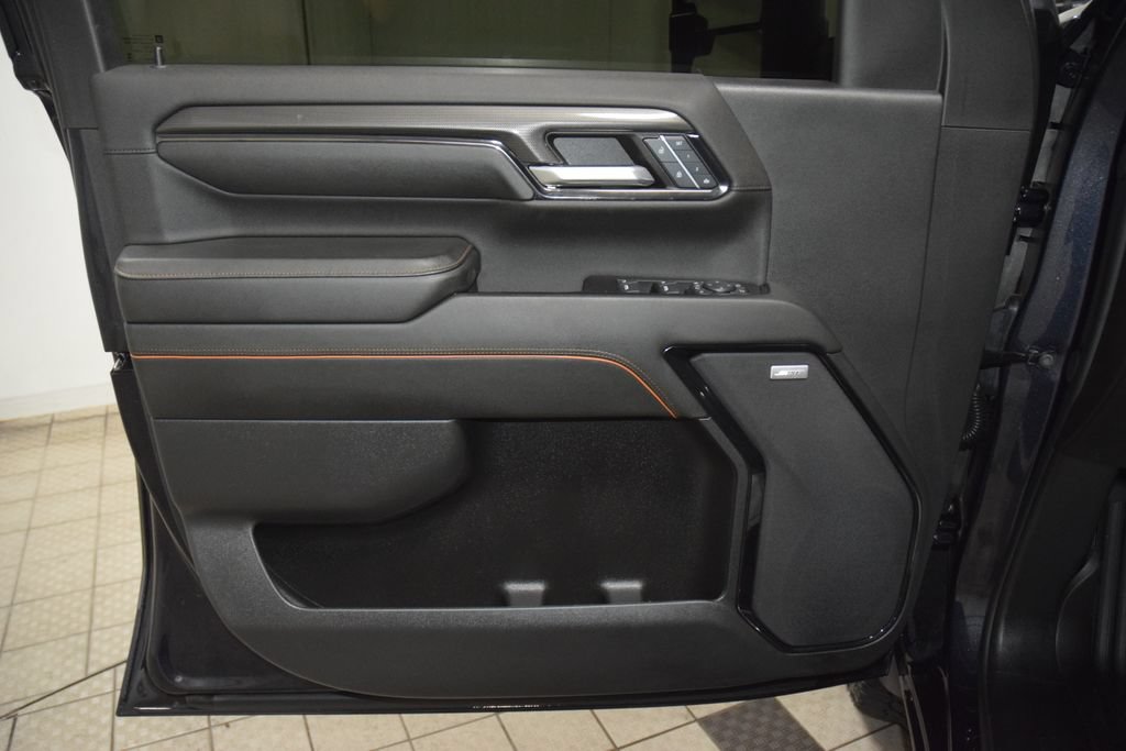 Used 2024 GMC Sierra 2500 AT4 w/ AT4 Premium Plus Package AWD/4WD image 55