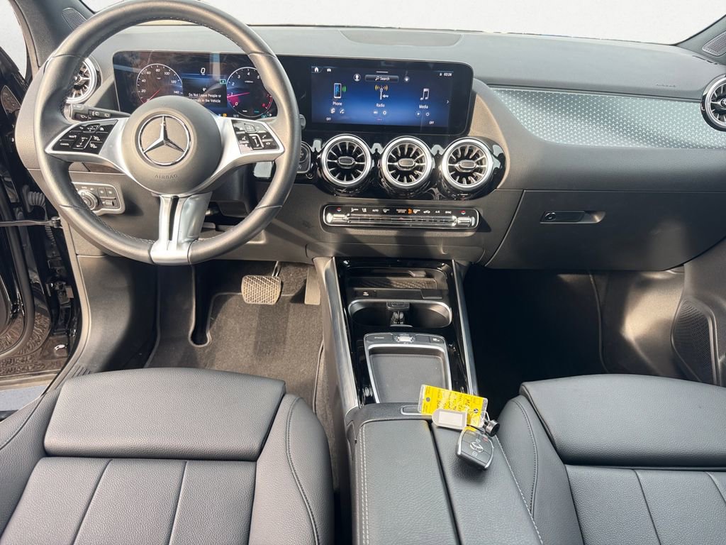 Certified 2025 Mercedes-Benz GLA 250 image 9