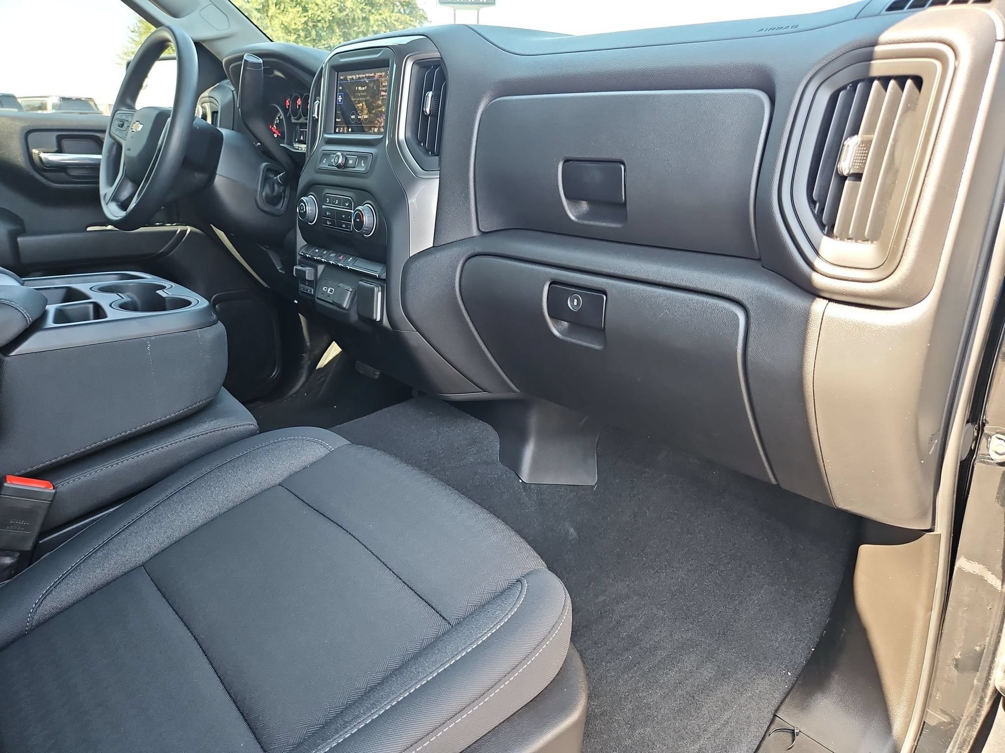 Certified 2025 Chevrolet Silverado 1500 Custom AWD/4WD image 28