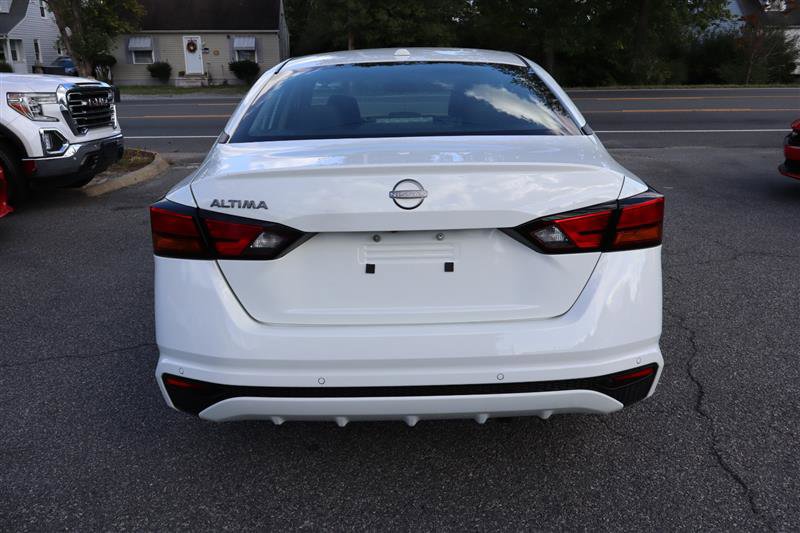 Used 2025 Nissan Altima 2.5 SV image 6
