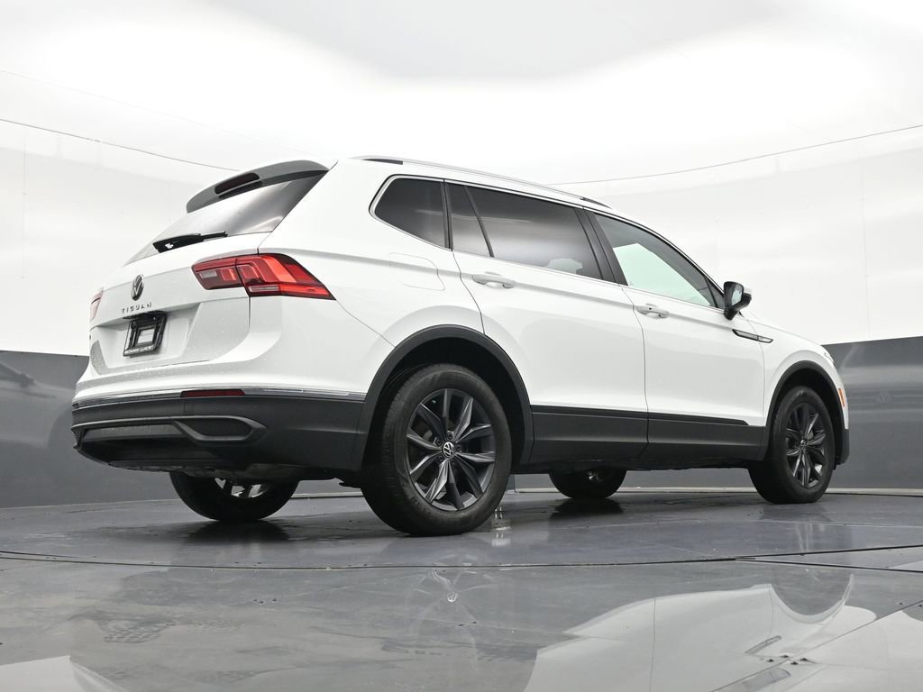 Used 2024 Volkswagen Tiguan SE FWD image 27