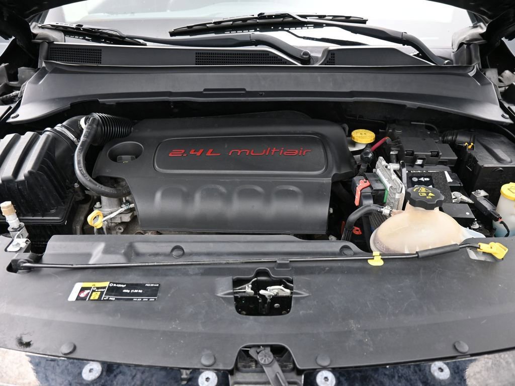 Used 2018 Jeep Compass Limited w/ Navigation Group AWD/4WD image 40