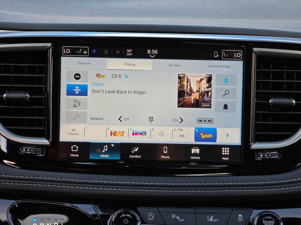 New 2026 Chrysler Pacifica Select image 8