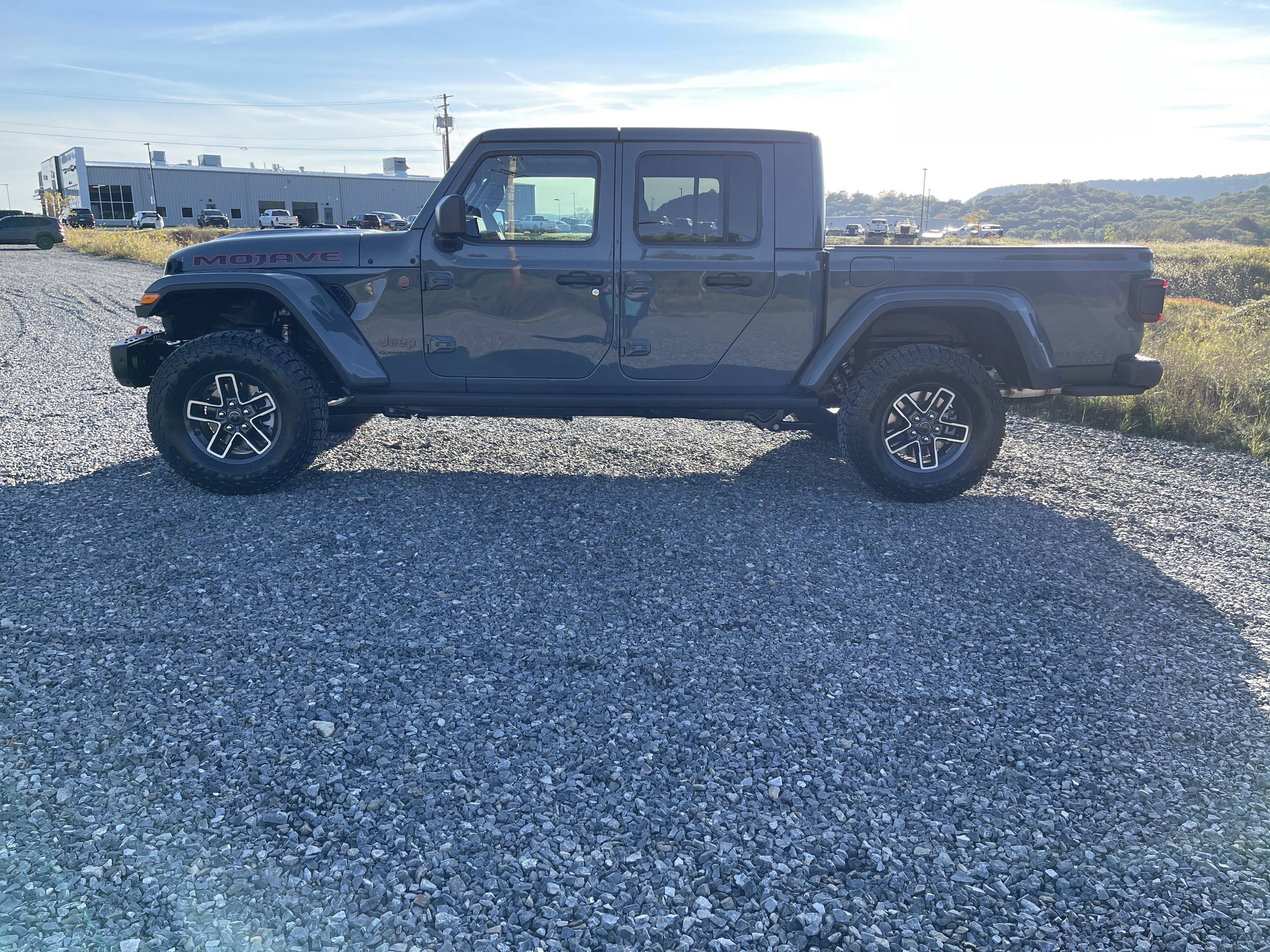 New 2025 Jeep Gladiator Mojave image 3