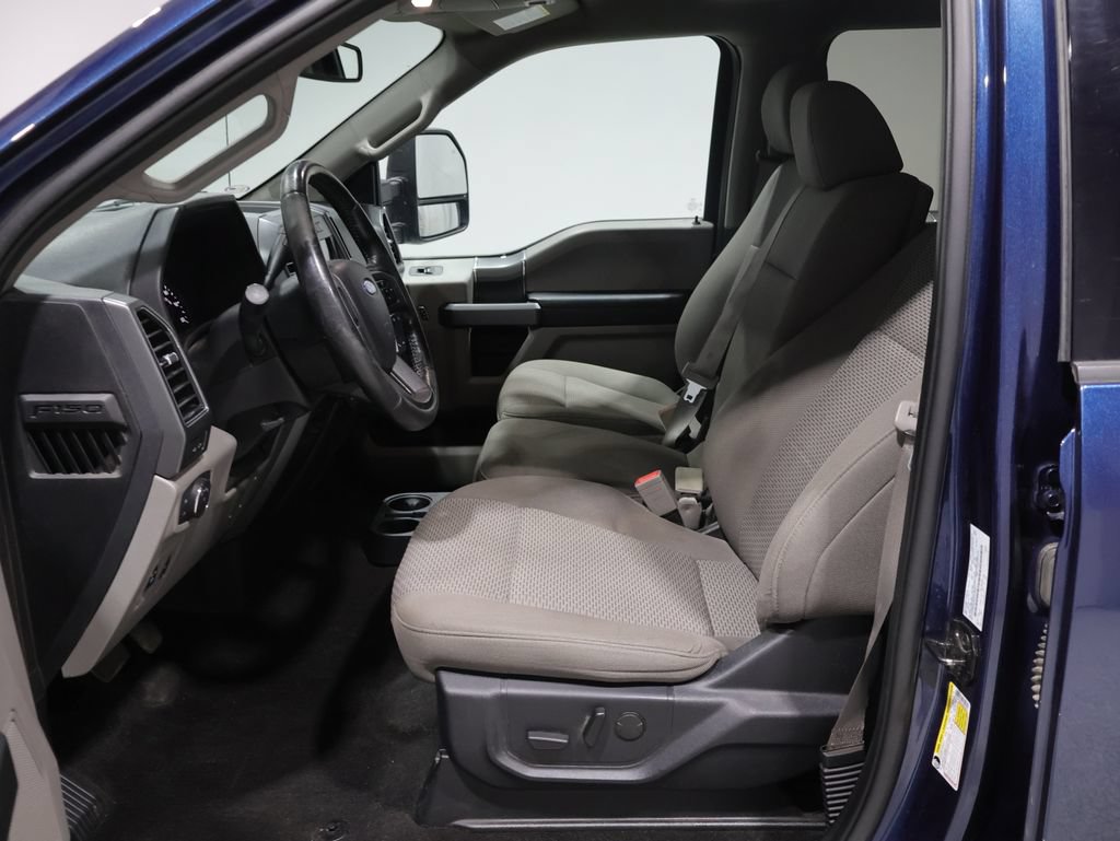 Used 2019 Ford F150 XLT w/ Equipment Group 302A Luxury AWD/4WD image 11