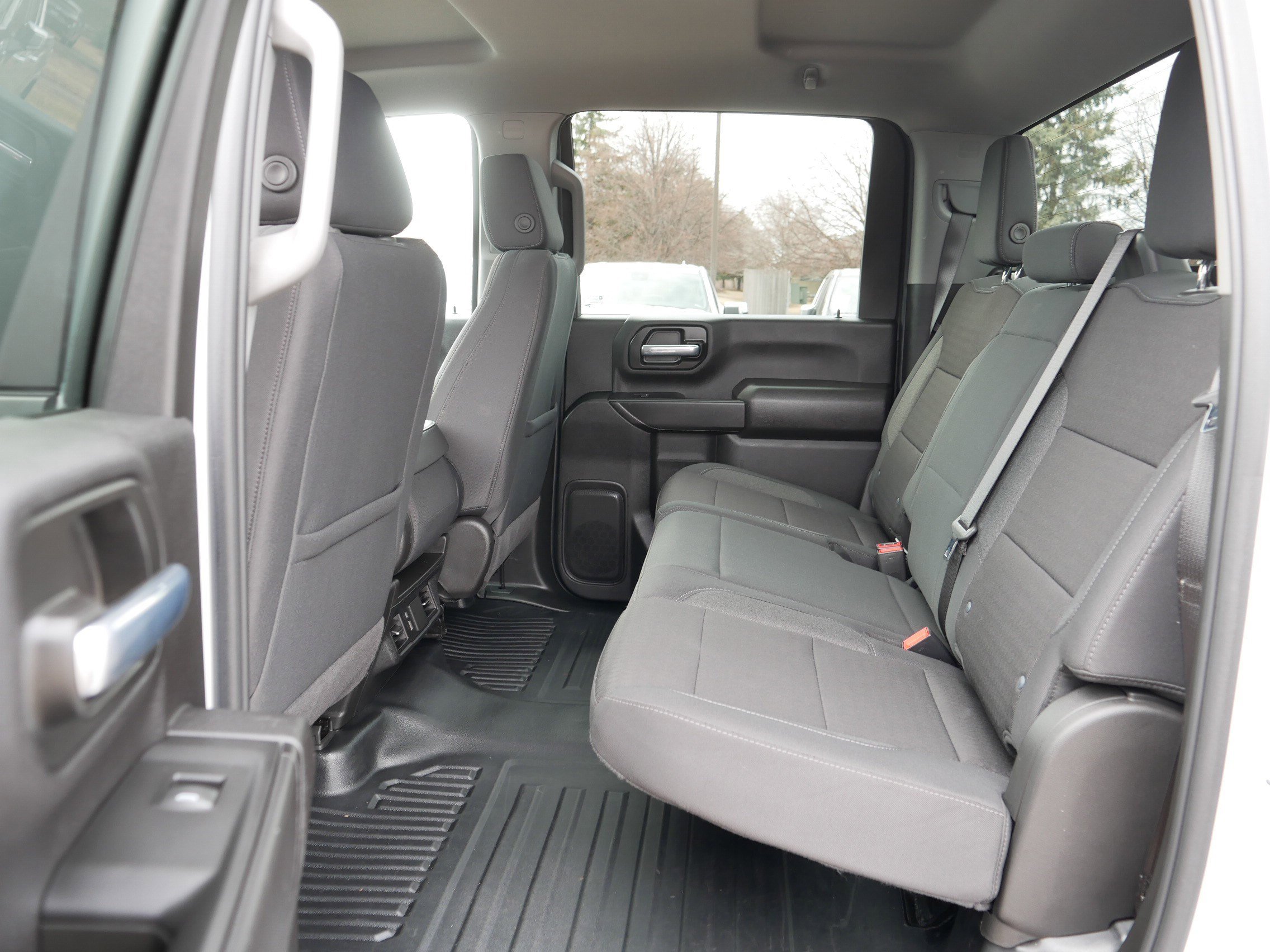 Used 2025 GMC Sierra 2500 Pro w/ Convenience Package image 35