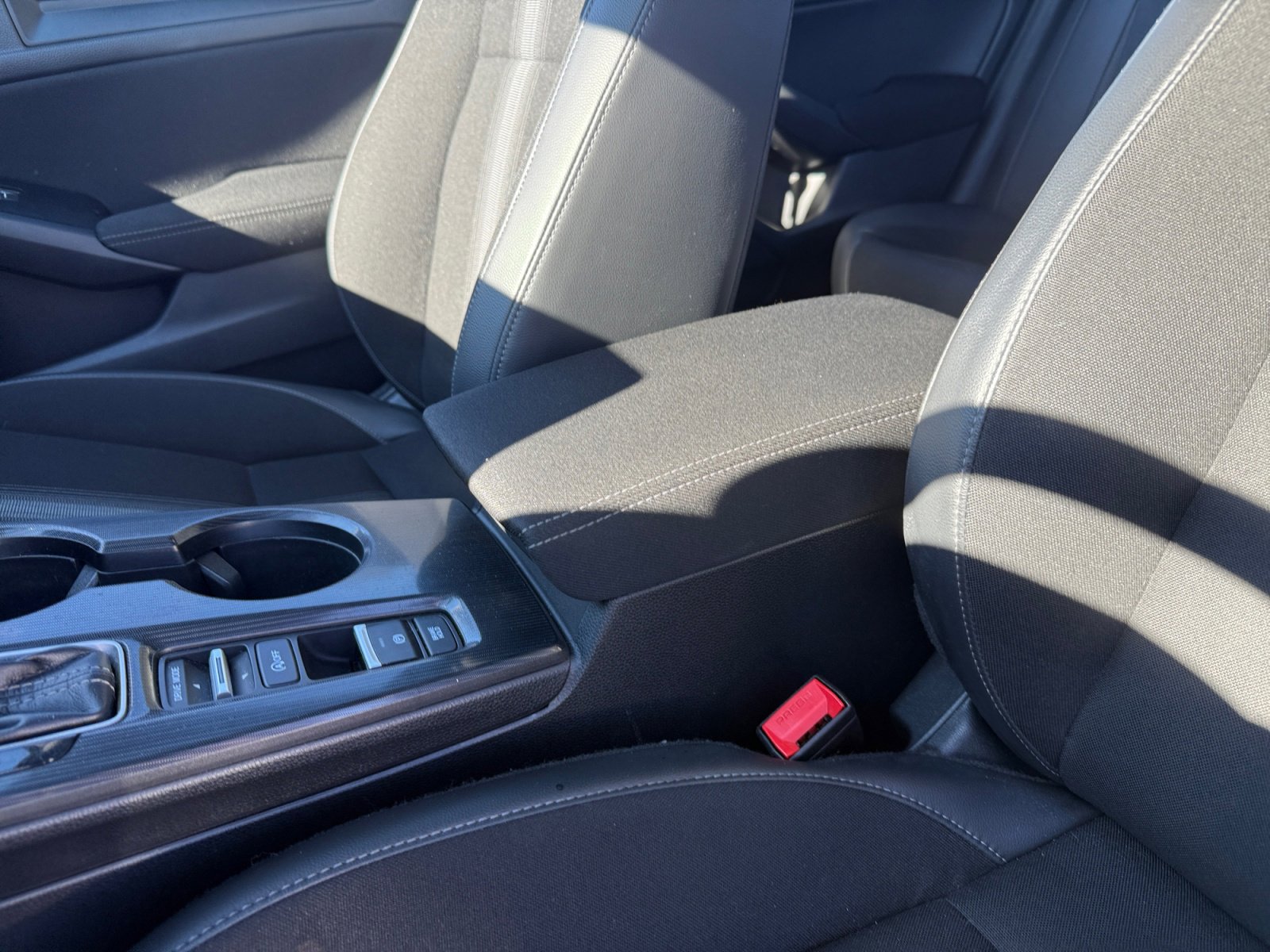 Used 2022 Honda Civic Sport image 14