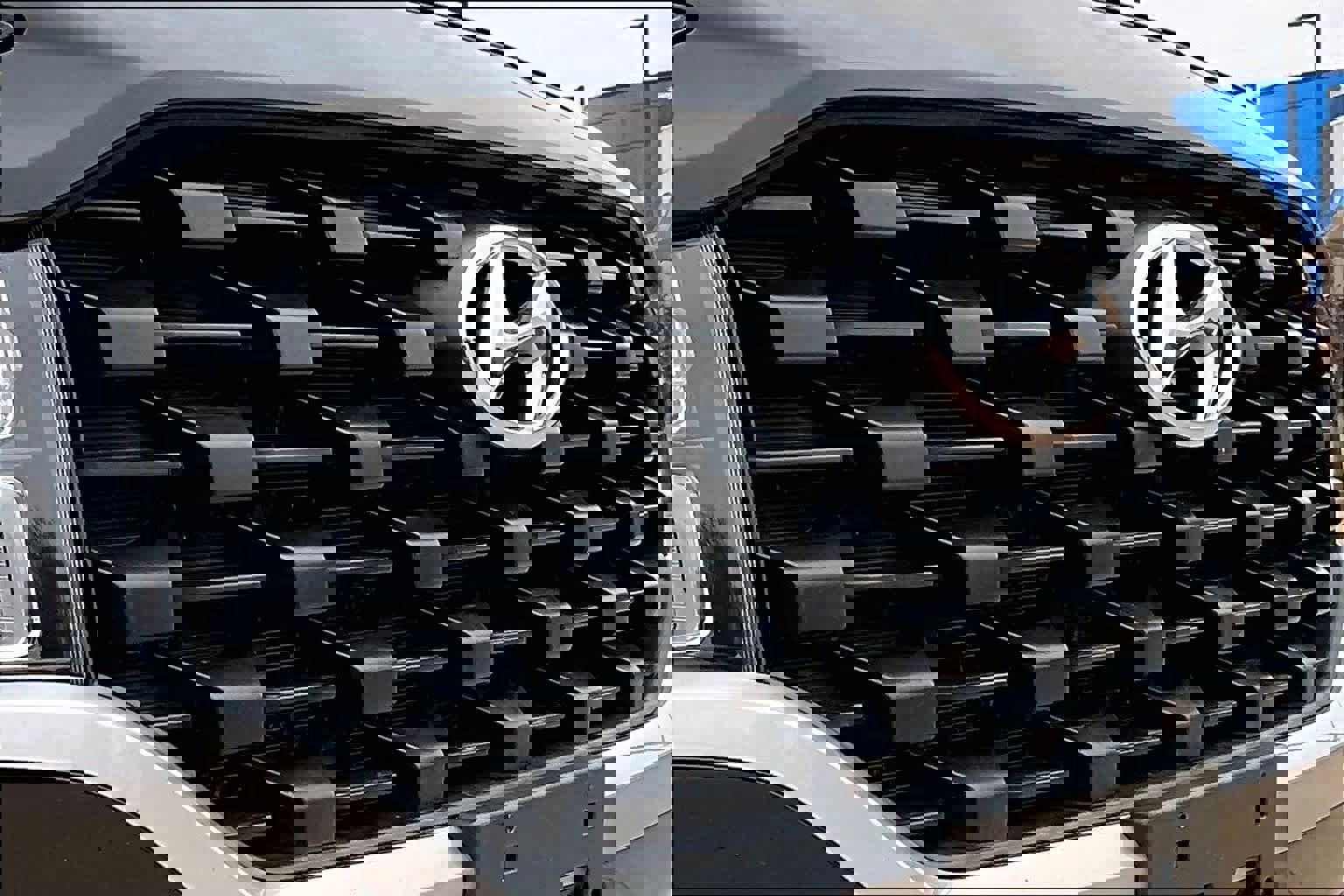 Used 2023 Hyundai Santa Fe SEL image 53