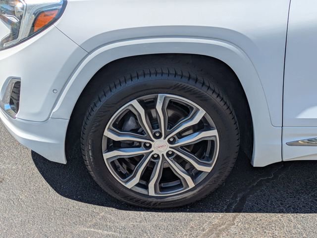 Used 2019 GMC Terrain Denali w/ Advanced Safety Package AWD/4WD image 10