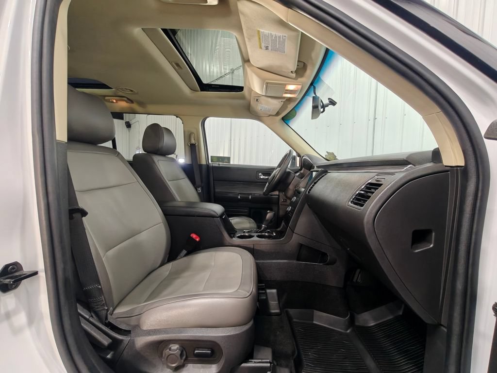 Used 2019 Ford Flex SEL w/ Equipment Group 202A AWD/4WD image 28