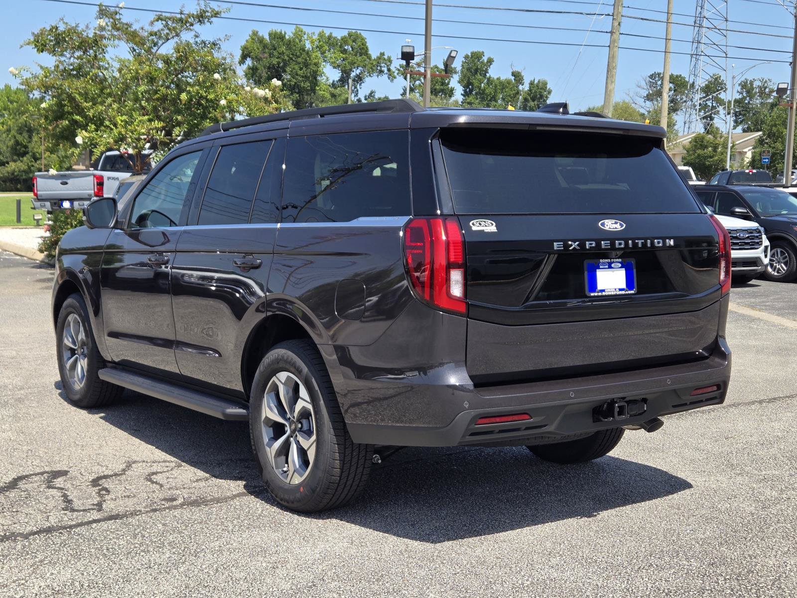 New 2027 Ford Expedition Active RWD image 12