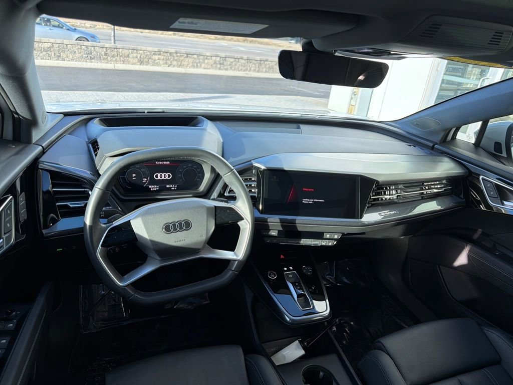 Used 2024 Audi Q4 e-tron Prestige w/ Black Optic Plus Package image 14