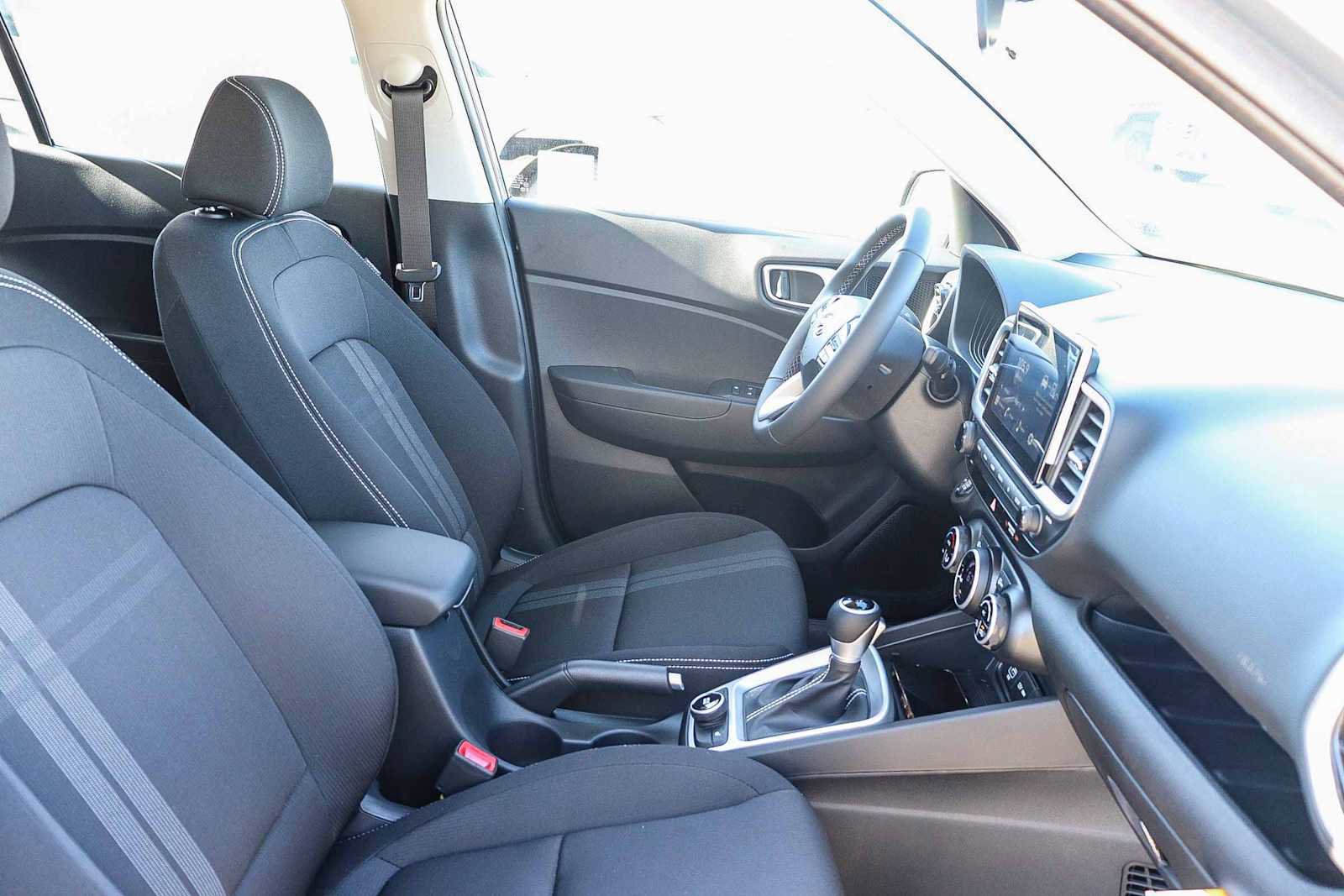 New 2026 Hyundai Venue SEL FWD image 18