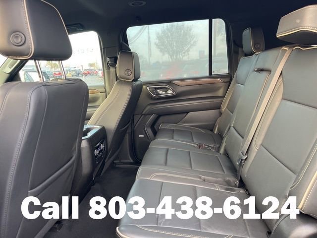Used 2024 Chevrolet Suburban Premier RWD image 13