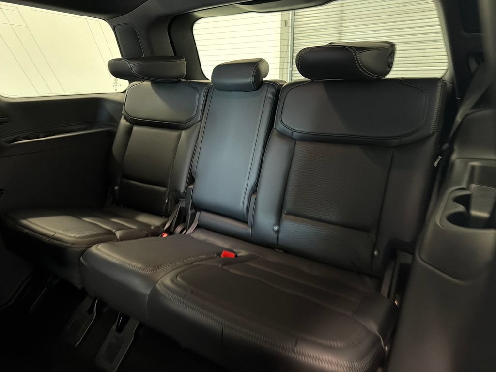 New 2027 Ford Expedition Platinum w/ Stealth Performance Package AWD/4WD image 16