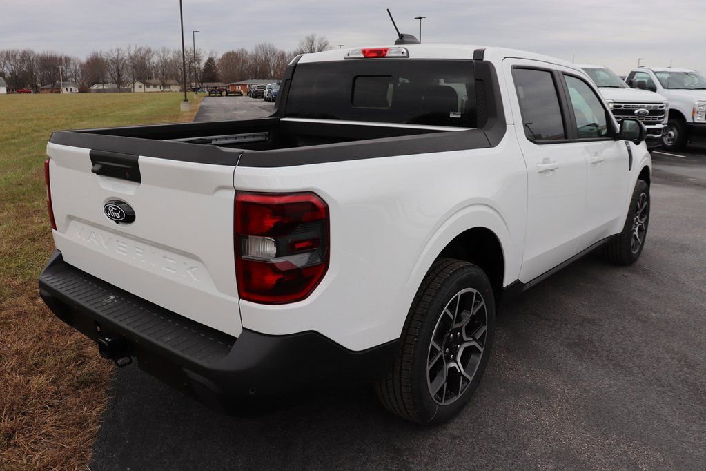 New 2026 Ford Maverick Lariat image 11