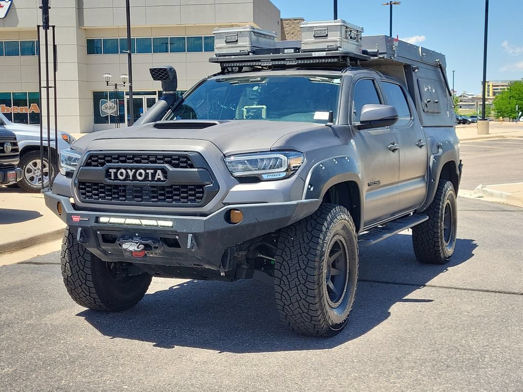 Used 2016 Toyota Tacoma TRD Off-Road w/ Premium & Technology Package AWD/4WD image 8