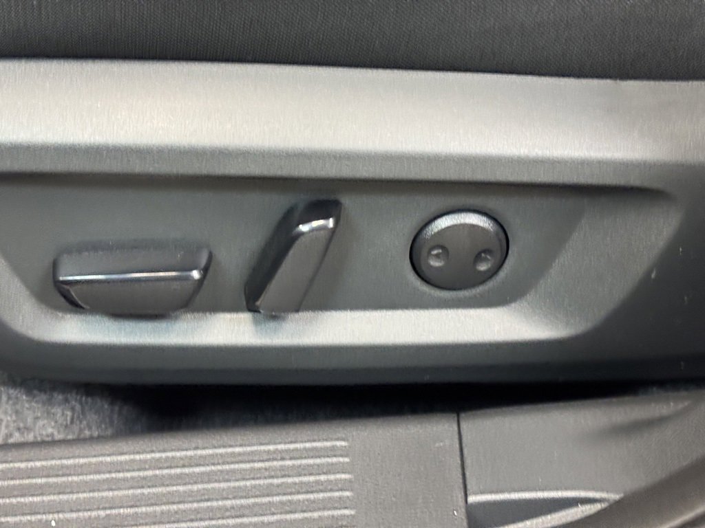 New 2026 Nissan Rogue SV image 10