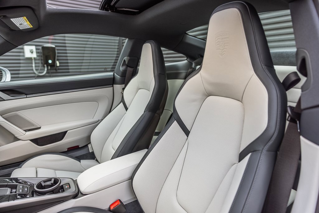 Certified 2025 Porsche 911 Carrera S image 5