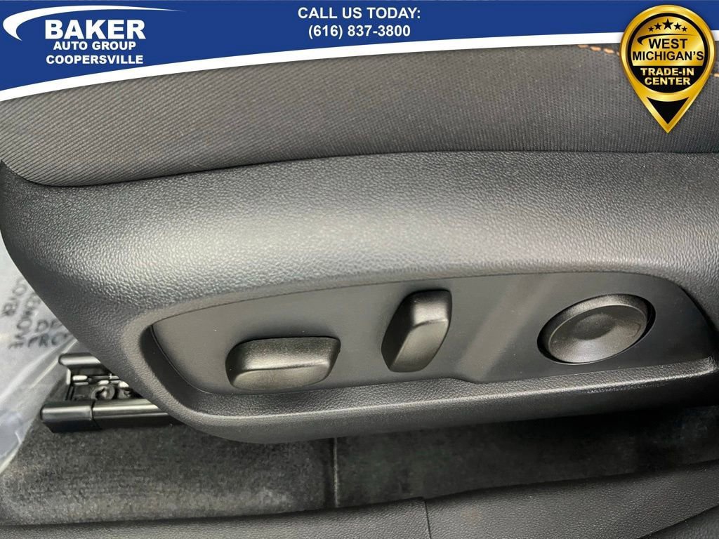 New 2026 Chevrolet Equinox ACTIV w/ Safety and Technology Package image 19