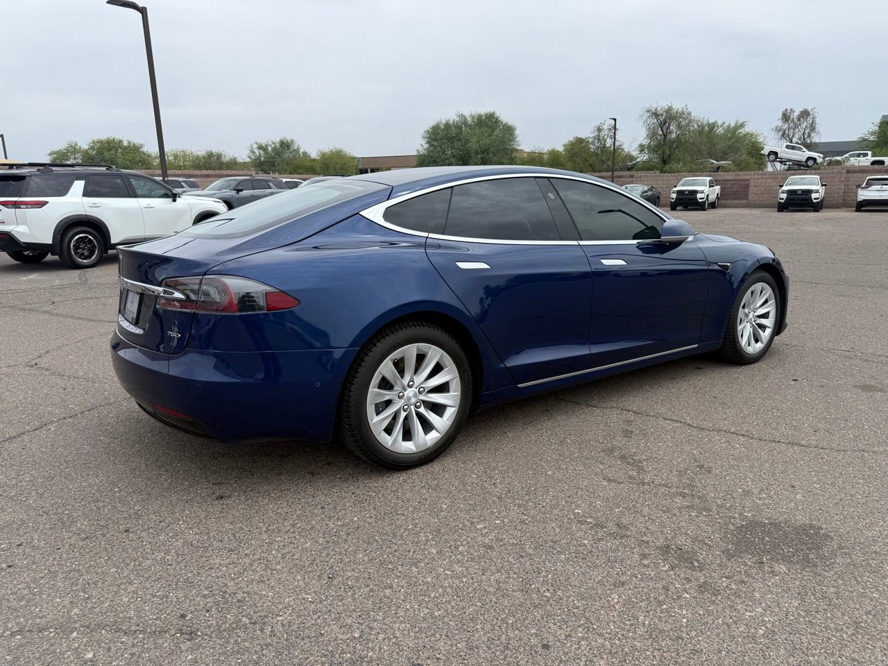 Used 2018 Tesla Model S 75D AWD/4WD image 4