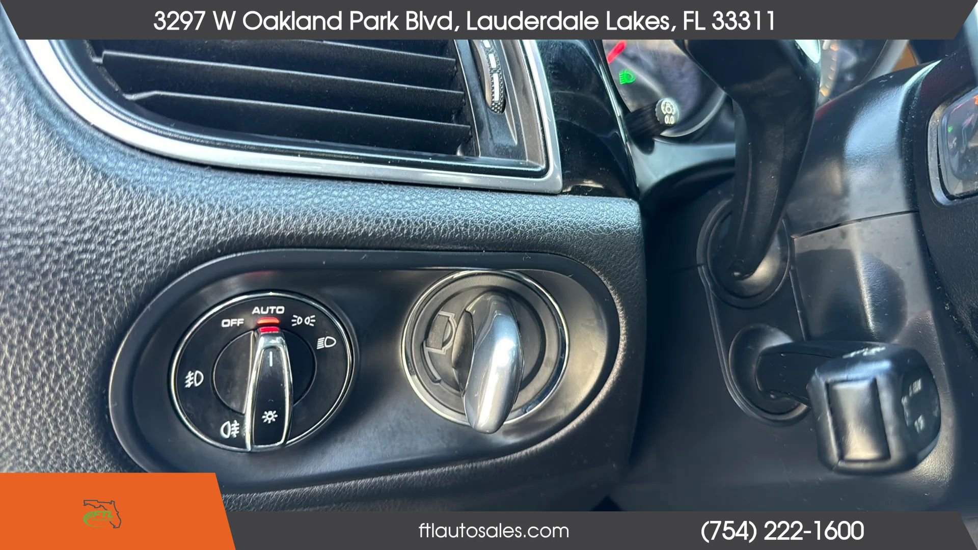 Used 2017 Porsche Macan S AWD/4WD image 48