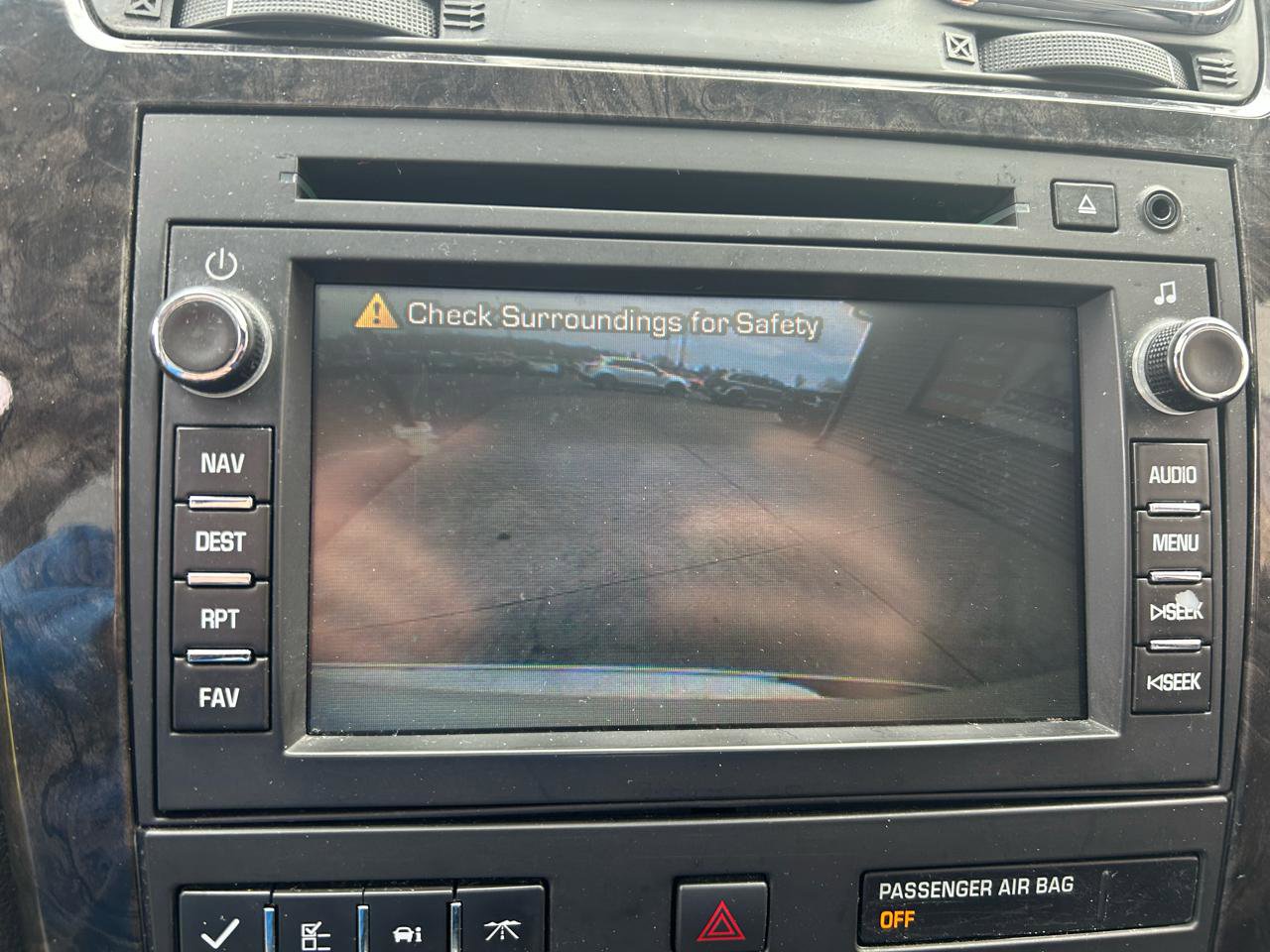 Used 2011 GMC Acadia Denali image 25