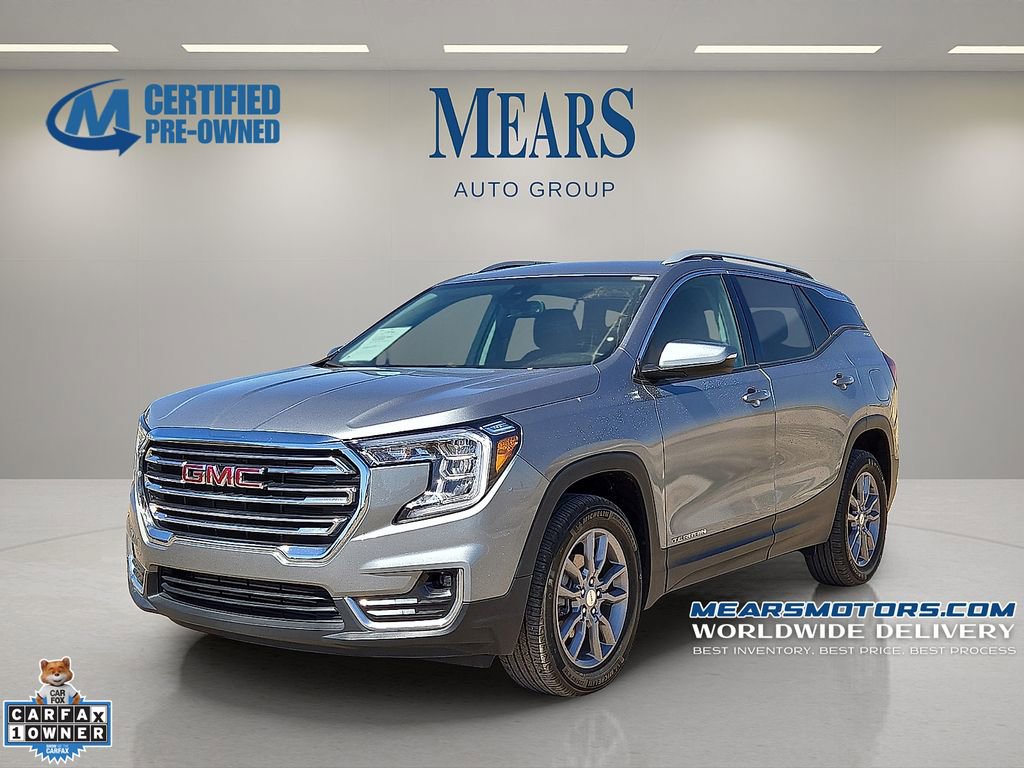 Used 2024 GMC Terrain SLT image 1