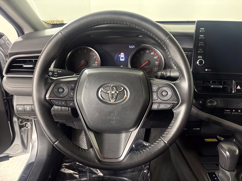 Used 2023 Toyota Camry XSE FWD image 27