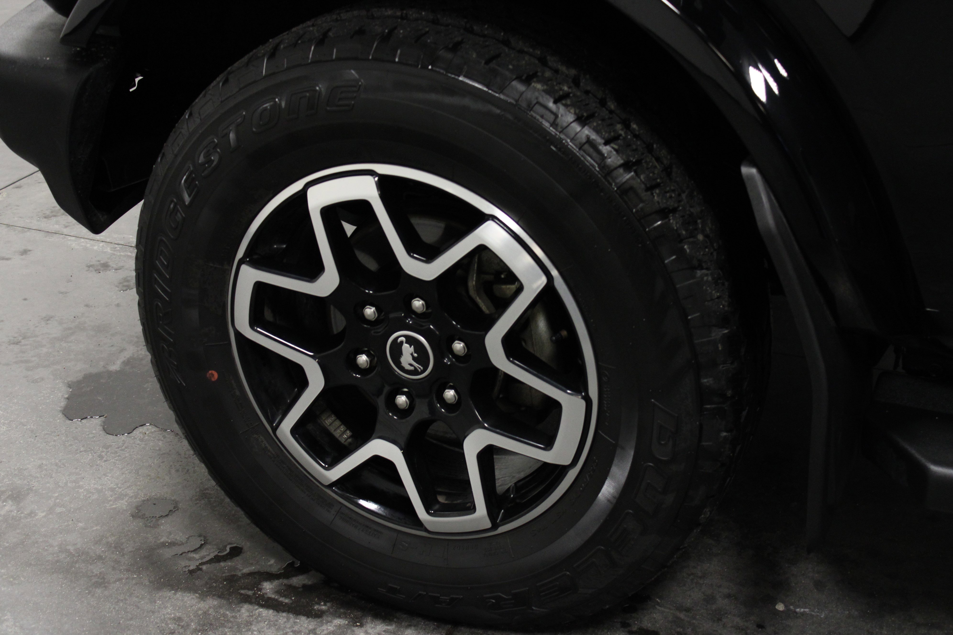 Used 2021 Ford Bronco Outer Banks image 10