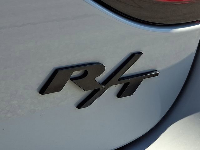 Used 2022 Dodge Charger R/T w/ Plus Group RWD image 31
