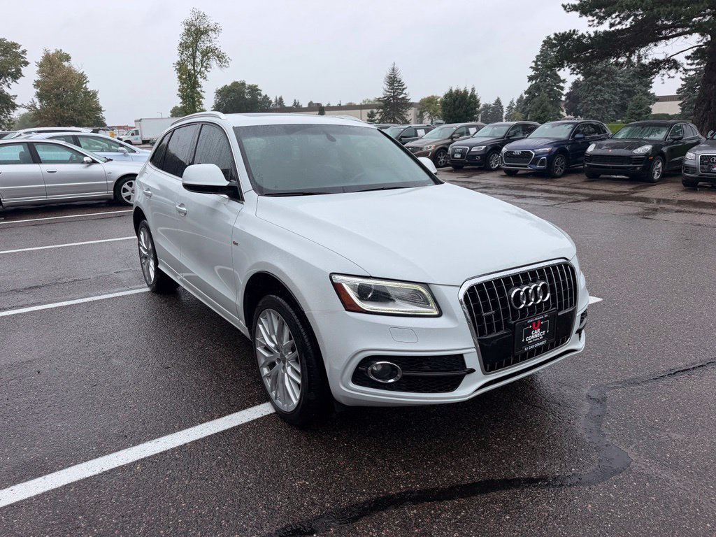 Used 2017 Audi Q5 2.0T Premium Plus w/ Technology Package AWD/4WD image 5