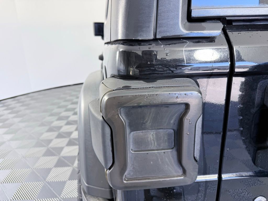 Used 2018 Jeep Wrangler Unlimited Sport S image 27